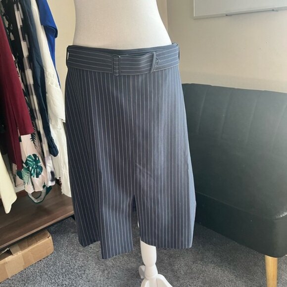 Pencil Skirt With Belt - Picture 2 of 6